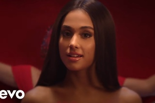 Beauty and the Beast (From “Beauty and the Beast“/Official Video)
