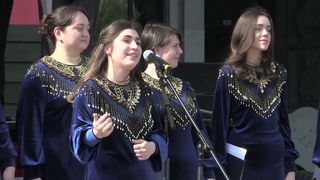 “Динь-динь“ (“В лунном сиянии“). Концерт на Поклонной Горе в Парке Победы.