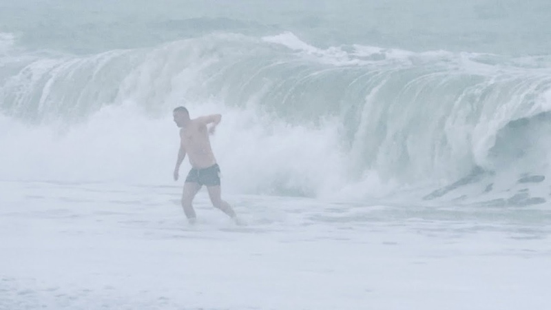 Сильный шторм в сочи. Торнадо в лазаревском 2022. Штормовое предупреждение в сочи. Шторм сочи 2023. Шторм сочи 2023.