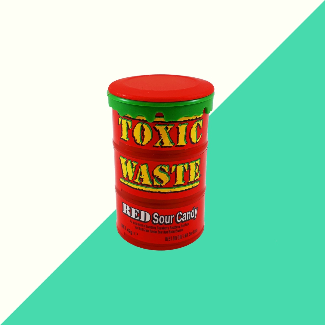 Токсичные конфеты toxic waste. Waste red. Кислые конфеты токсик. Токсик вэй. Waste red.