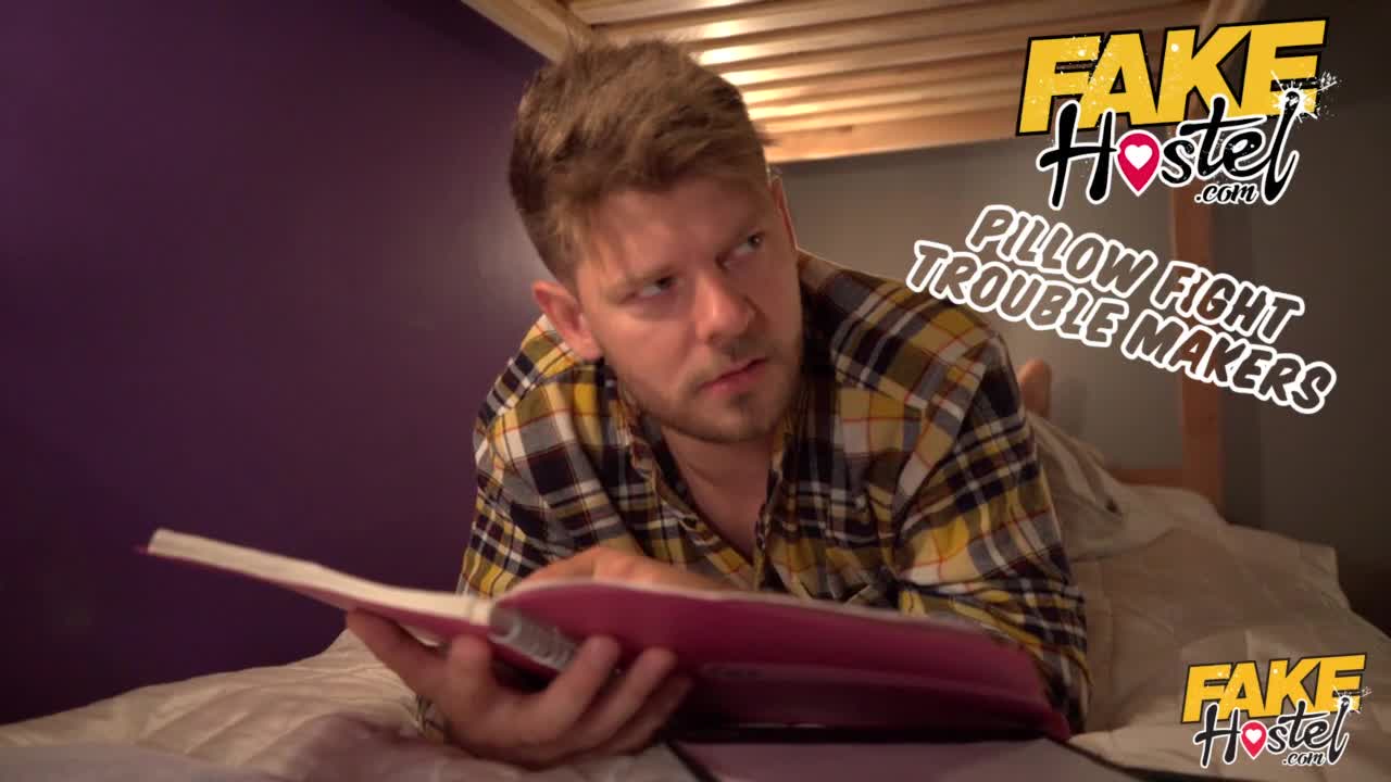 Jennifer Mendez, Lenna Ross - Pillow Fight Trouble Makers [All S