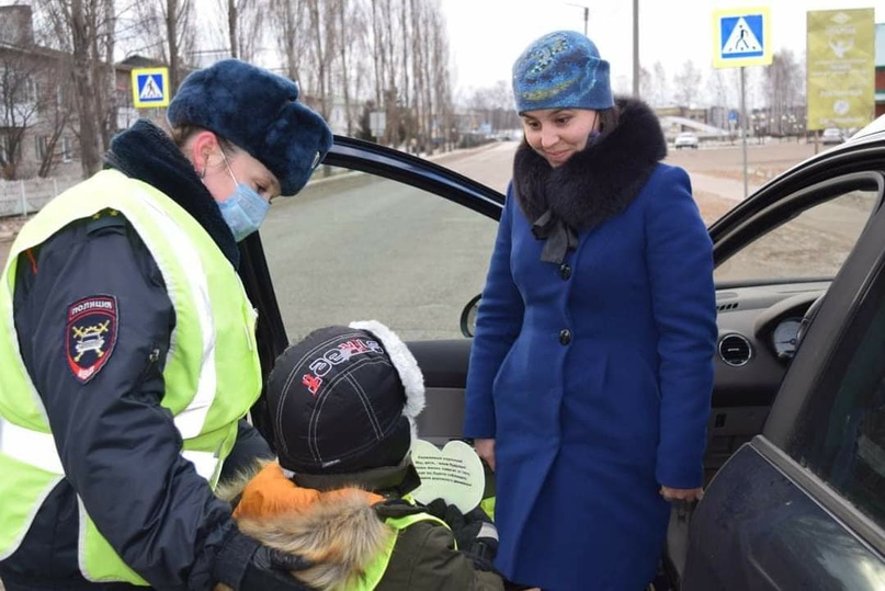 Во Всемирный день ребенка сотрудники ГИБДД Краснокамского района провели