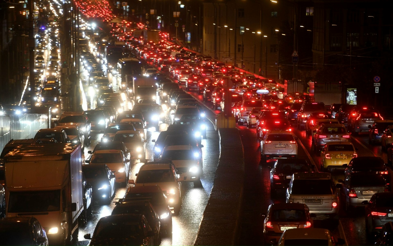 дороги москвы ночью